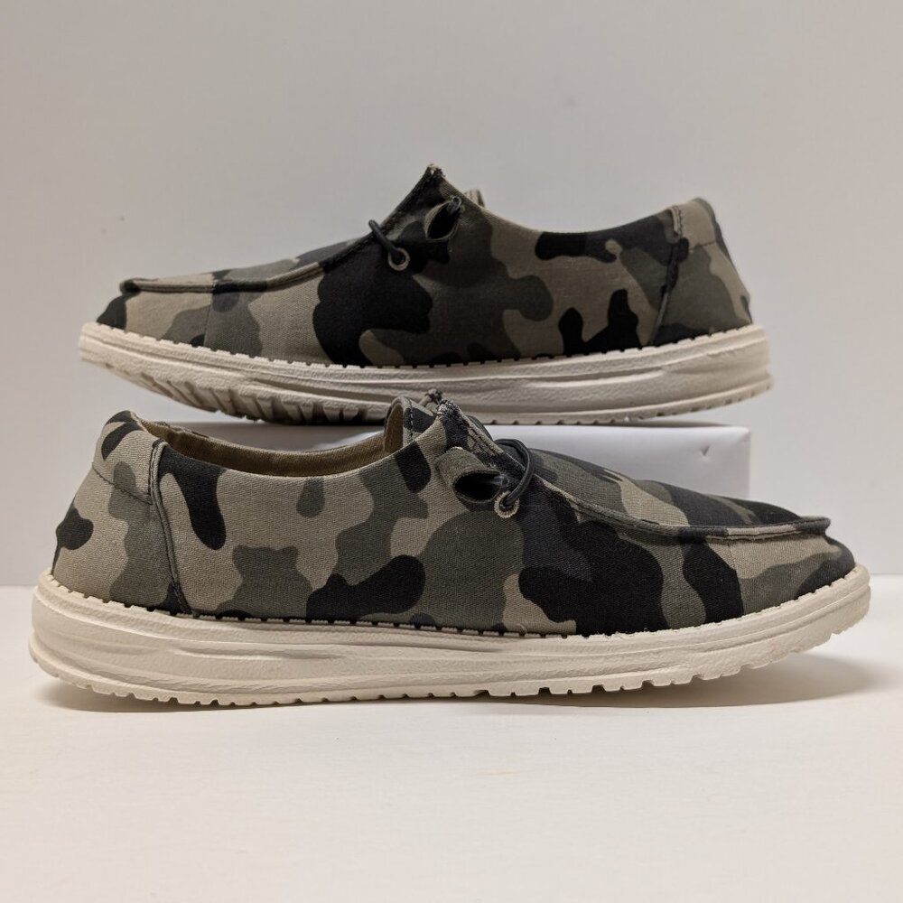 Hey Dude Wendy Camo Slip-On Shoes in Green and Black - Picture 6 of 16